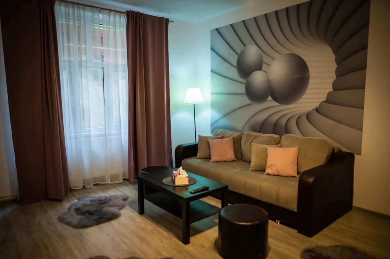The Nest@Pinehouse Διαμέρισμα Μπρασόβ Εξωτερικό φωτογραφία